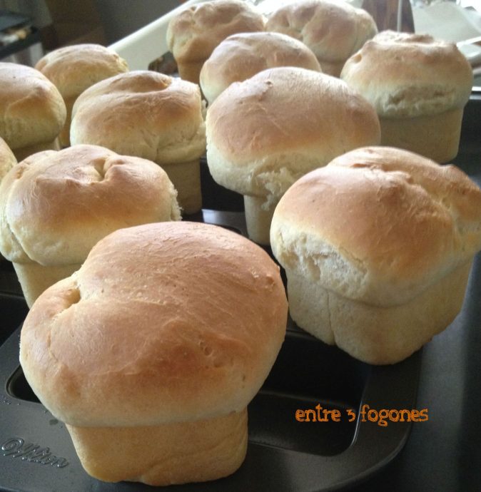Muffins de Pan con Grasa de Pato y Mantequilla Salada