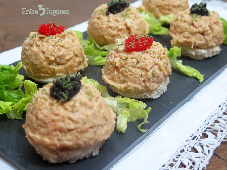 Canapés de Salmón con Tronco de Brócoli