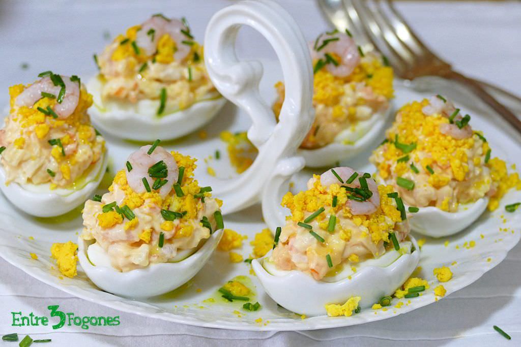 Huevos Rellenos de Gambas y Surimi