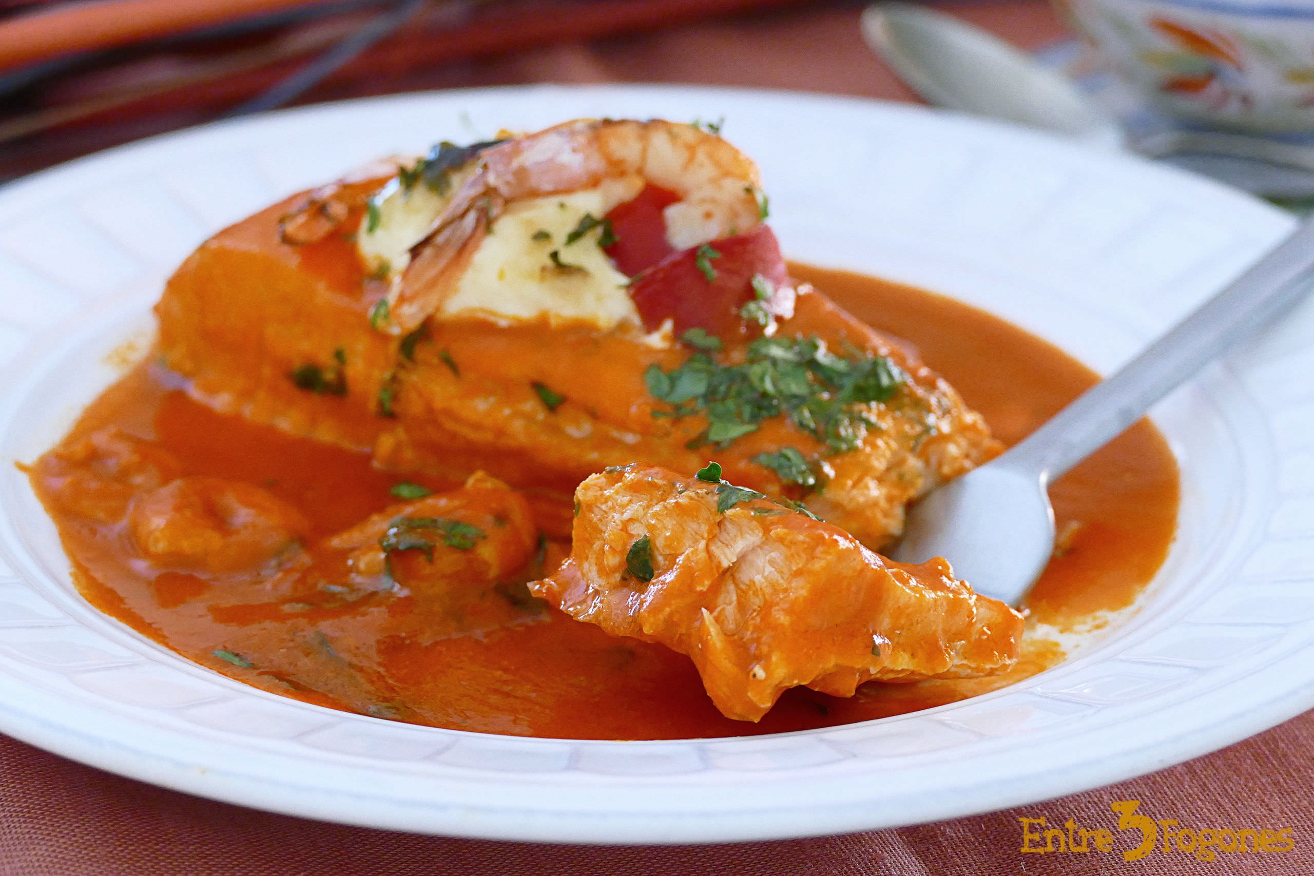 Receta Lomos de Salmón al Horno en Salsa de Pimientos del Piquillo