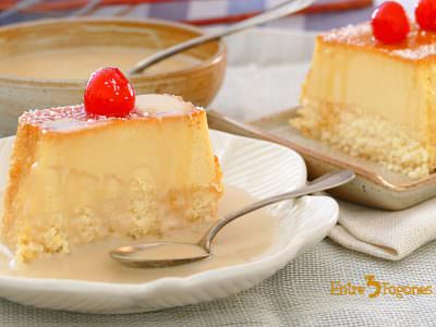 Flan de Coco con Crema de Coco Flan de Coco con Crema de Coco