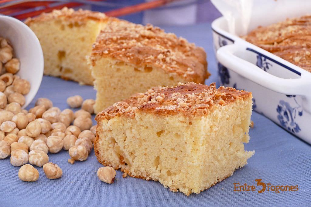 Receta Bizcocho de Manzana Esponjoso con Avellanas al Armagnac Receta Bizcocho de Manzana Esponjoso con Avellanas al Armagnac