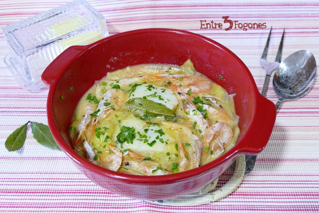 Cazuela de Receta Bacalao con Cebolla y Manzana