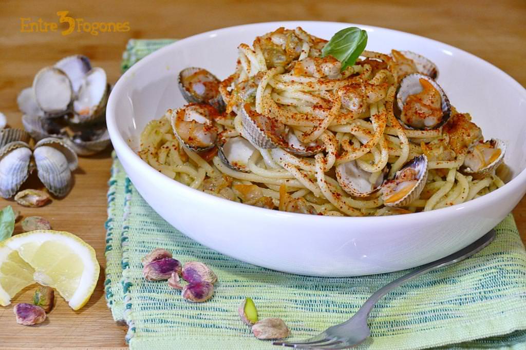 Receta Espaguetis al Pesto con Berberechos Receta Espaguetis al Pesto con Berberechos