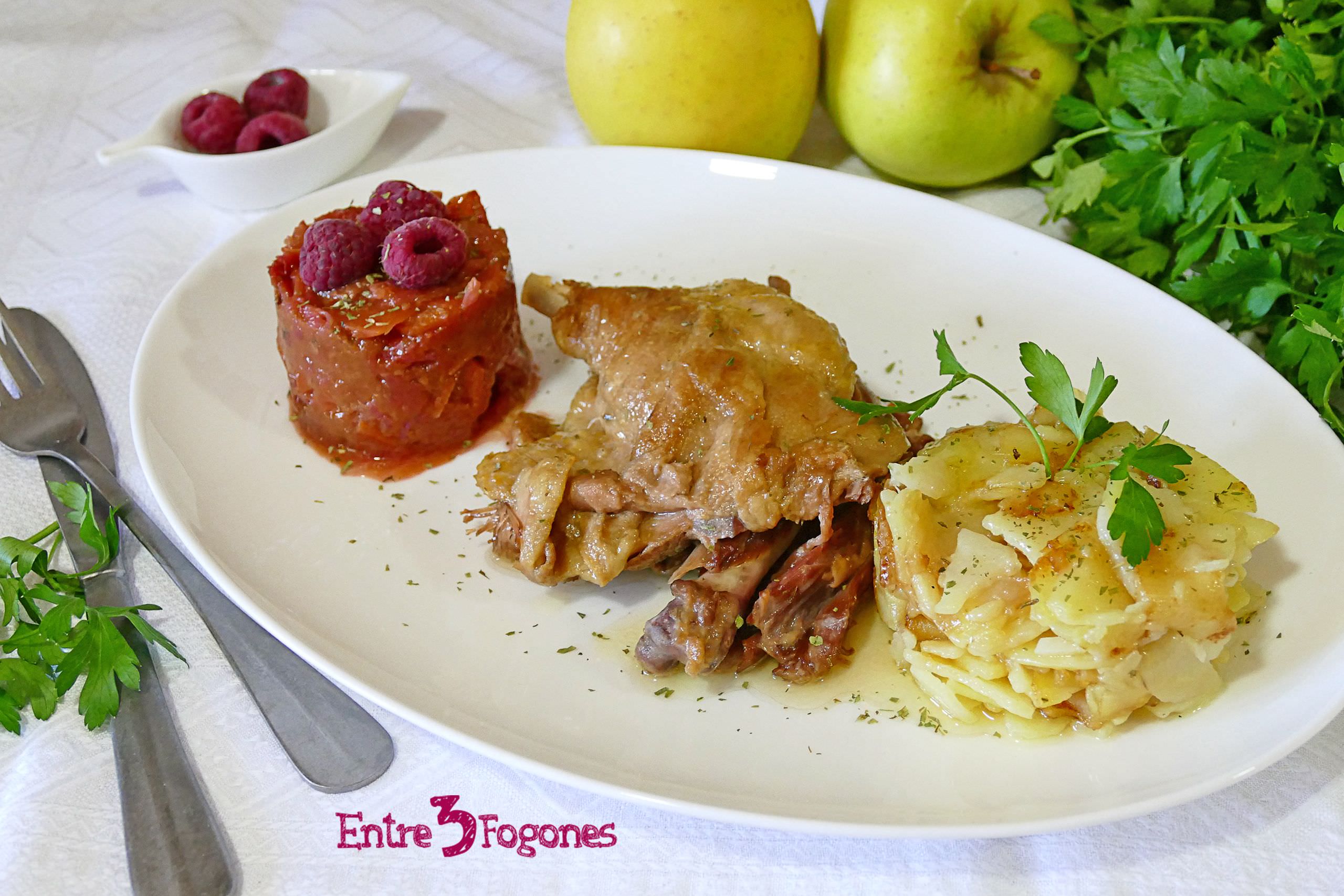 Confit de Pato con Patatas y Frambuesas al Oporto
