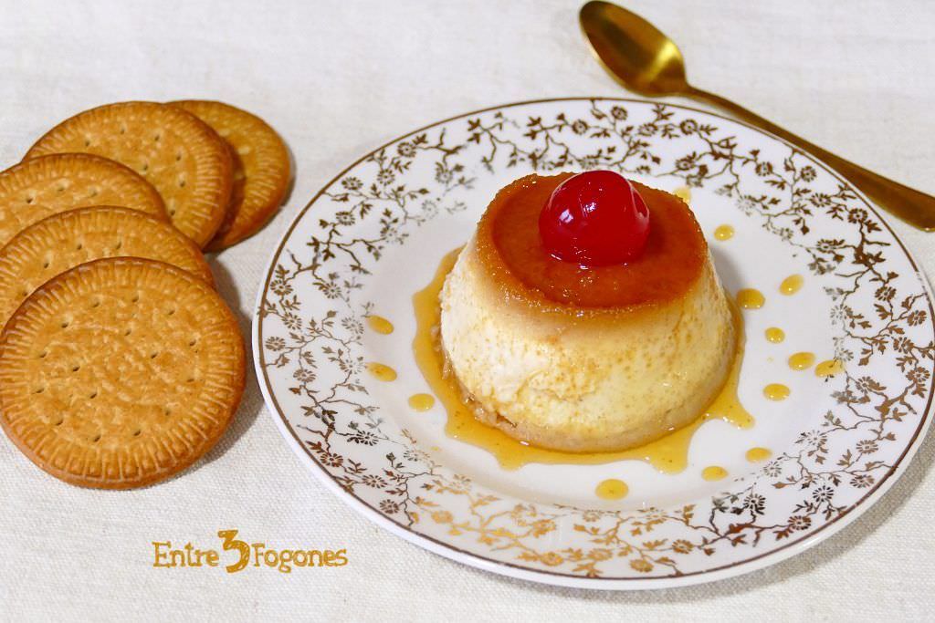 Flan de Huevo con Galletas María en CookExpert