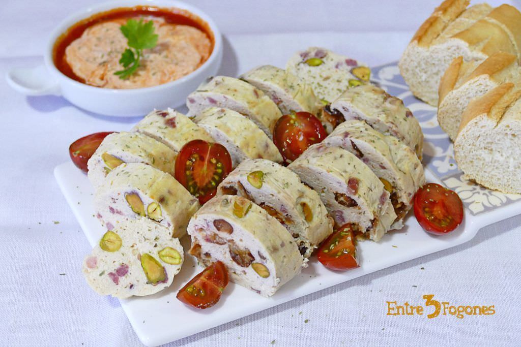 Galantina de Pollo y Pistachos Galantina de Pollo y Pistachos