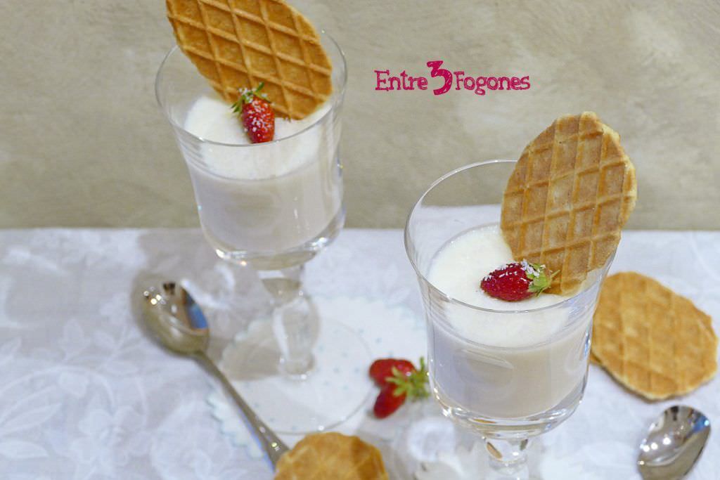 Receta Panna Cotta de Coco y Limón Receta Panna Cotta de Coco y Limón