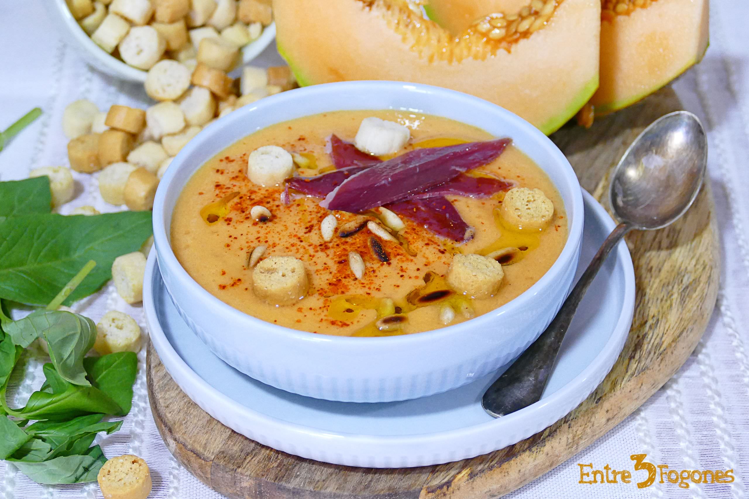 Sopa de Melón con Jamón de Pato