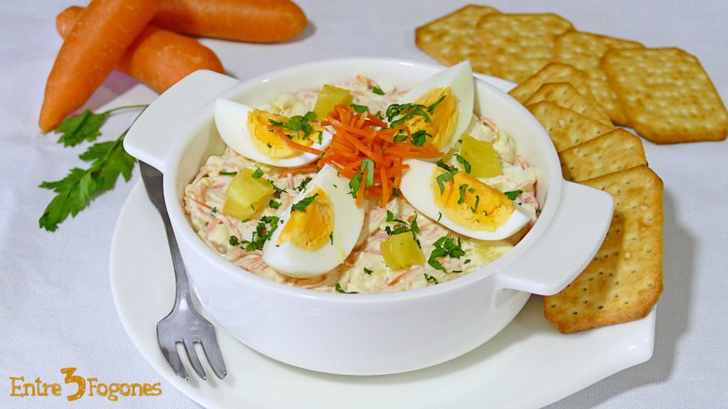 Ensalada de Piña Natural con Zanahoria