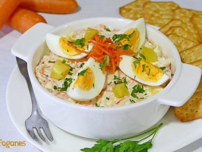 Ensalada de Piña Natural con Zanahoria y Apio Ensalada de Piña Natural con Zanahoria y Apio
