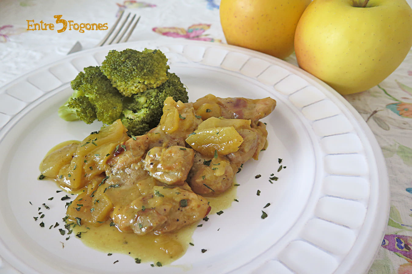 Pollo a la Sidra con Manzanas
