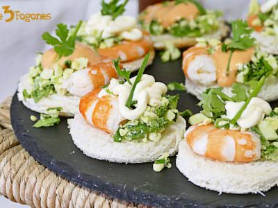 Canapés Fáciles con Langostinos Cocidos