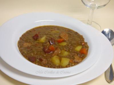 Lentejas con Patatas y Carne