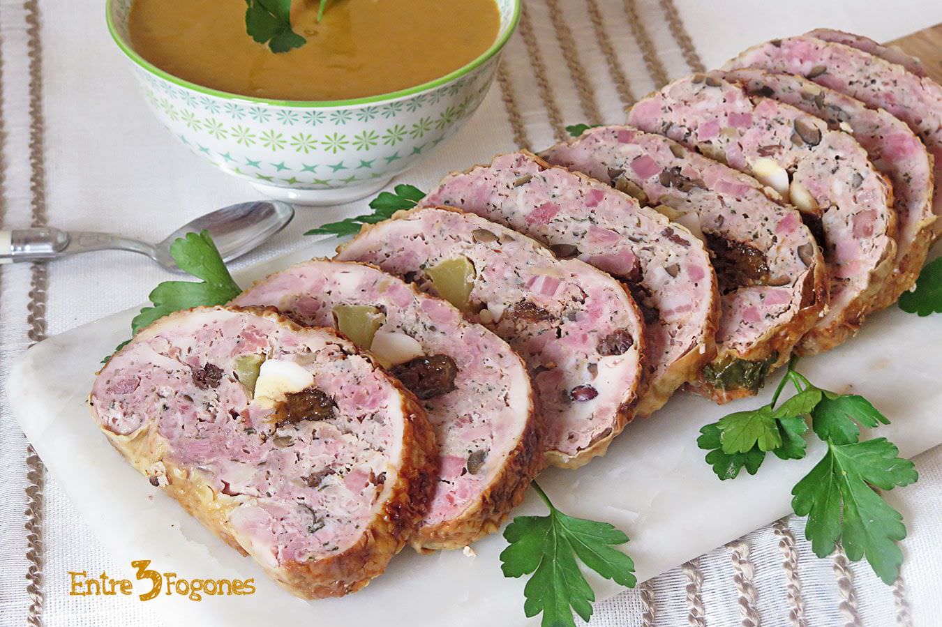 Picantón Relleno en Salsa de Verduras