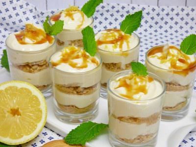 Vasitos de Crema de Limón y Galleta