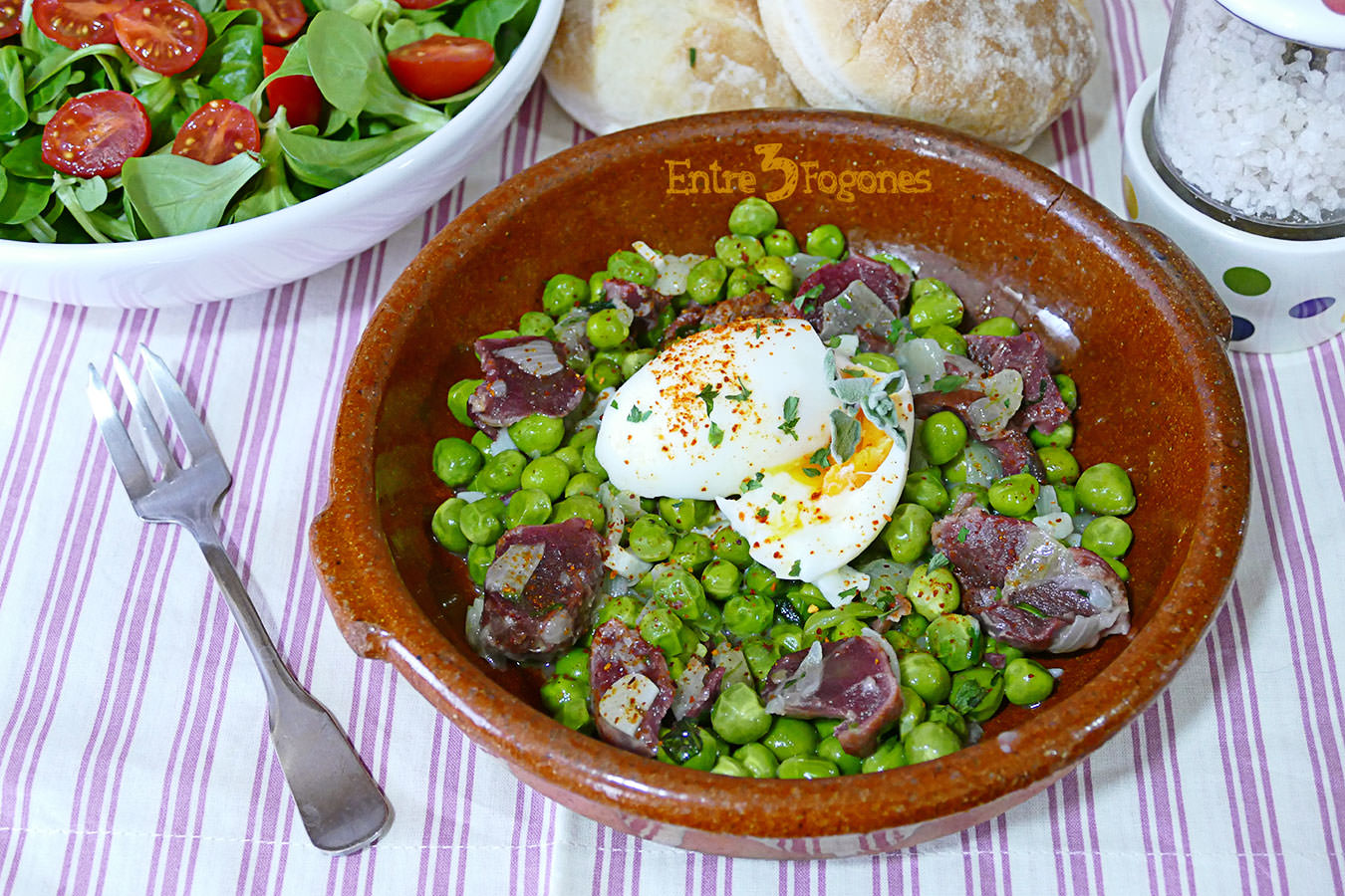 Guisantes Frescos con Huevo Mollet y Mollejas de Pato