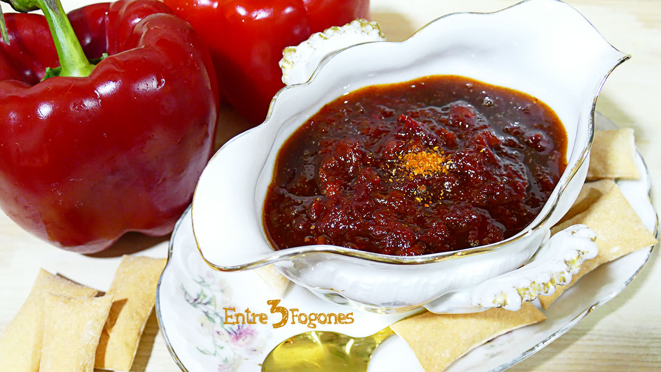 Mermelada de Pimientos Rojos y Pimiento de Espelette