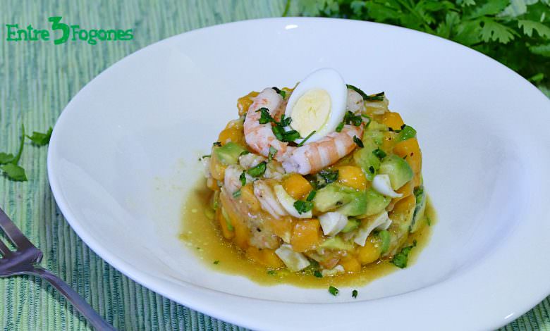Ensalada de Aguacate y Gambas