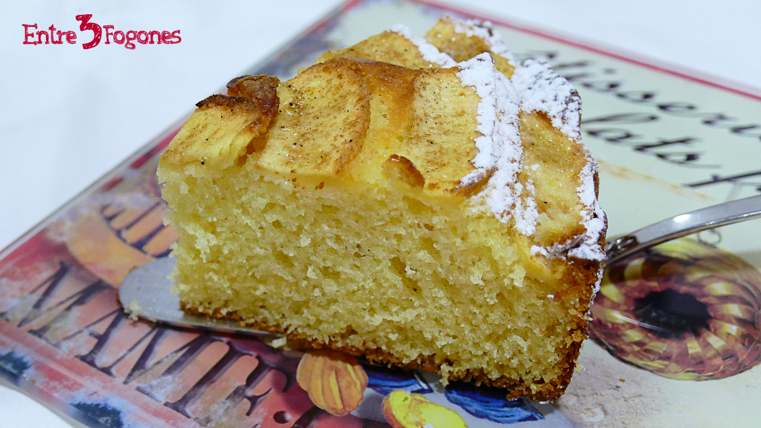 Bizcocho Esponjoso de Mascarpone y Manzana