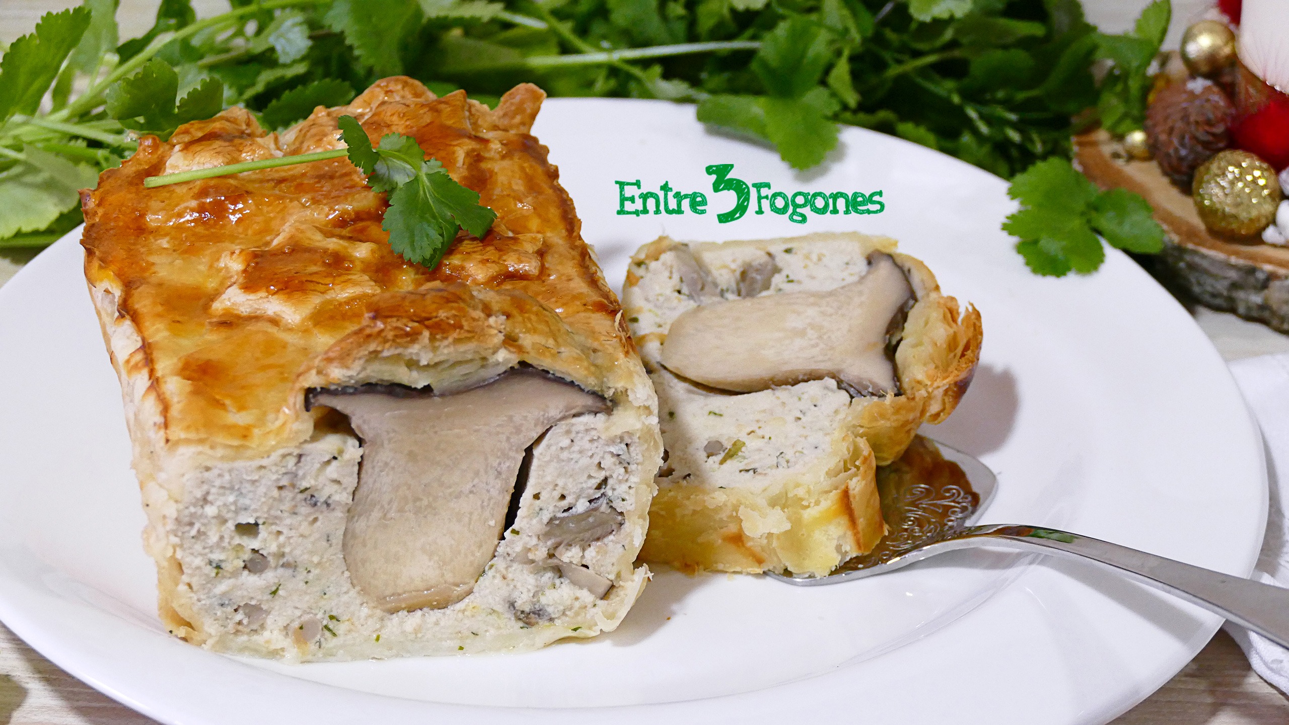 Pastel Salado con Setas y Pescado en Hojaldre