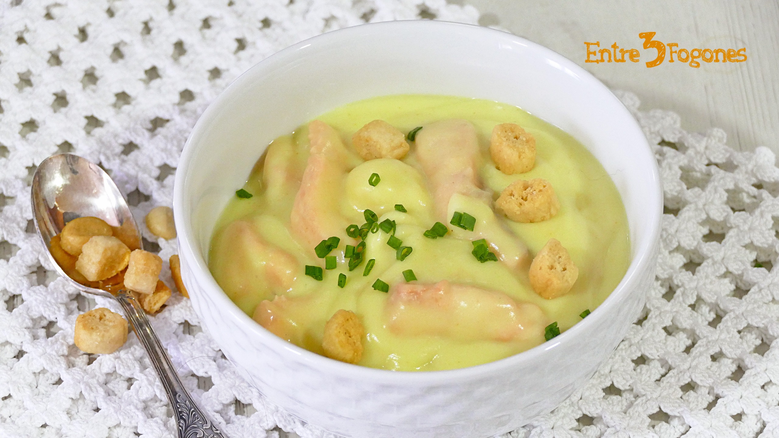 Crema de Coliflor con Yogur y Salmón