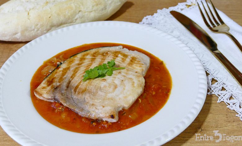 Pez Espada en Salsa de Tomate y Leche de Coco al Curry