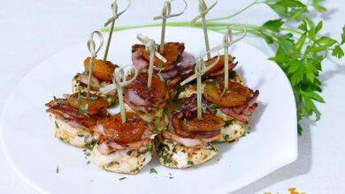 Pinchos de Pollo con Bacon y Orejón de Albaricoque