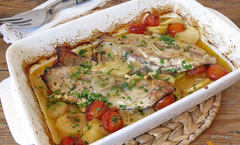 Bonito del Norte al Horno con Patatas