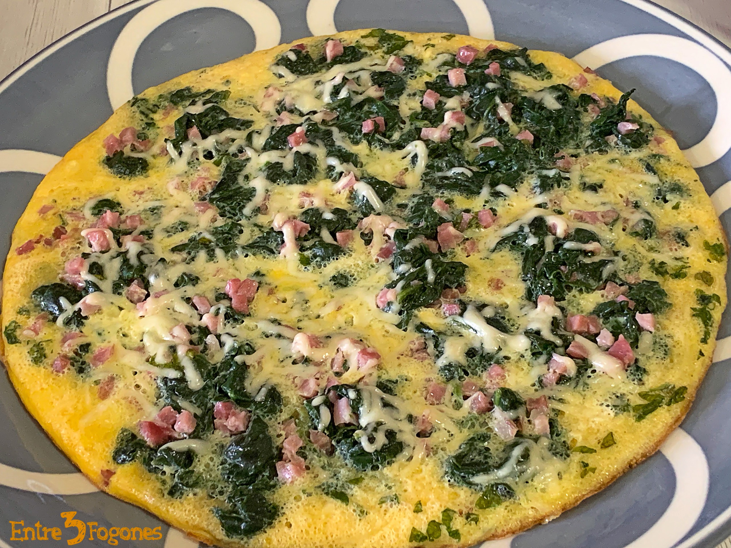 Tortilla Vaga de Espinacas con Jamón Serrano y Queso