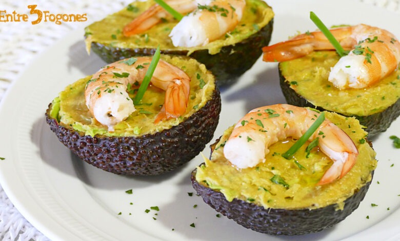 Aguacates Rellenos de Langostinos