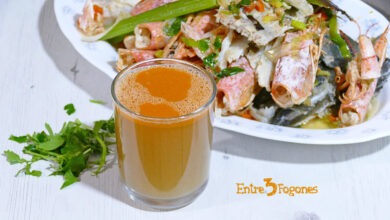 Fumet o Caldo de Pescado y Marisco Casero con Verduras y Sofrito