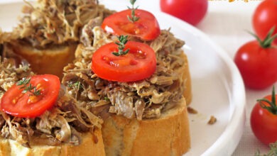 Montaditos de Rilletes de Pato con Tomate Cherry