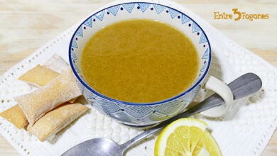 Caldo Casero de Pollo y Jamón con Verduras