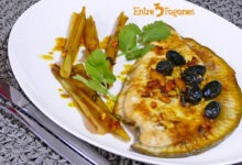 Rodaballo al Horno con Apio y Aceitunas Negras