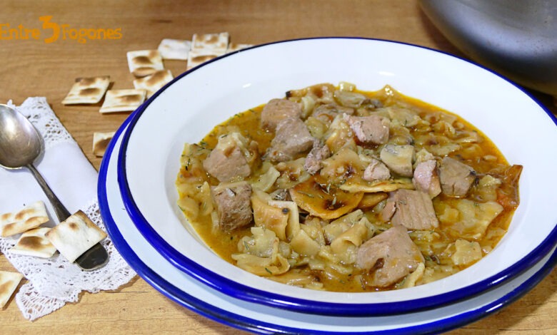 Gazpachos Manchegos con Atún y Champiñones