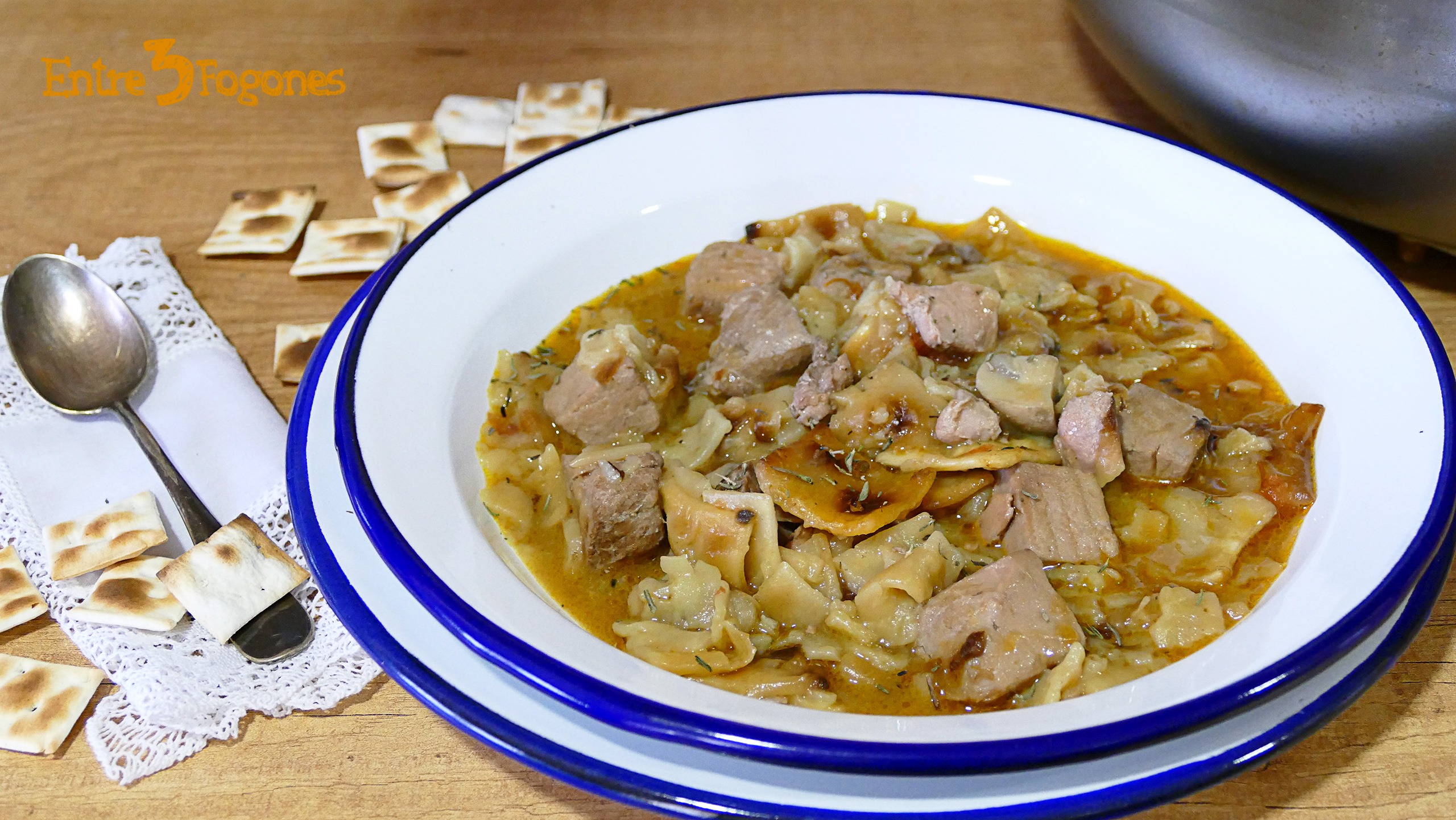 Gazpachos Manchegos con Atún y Champiñones