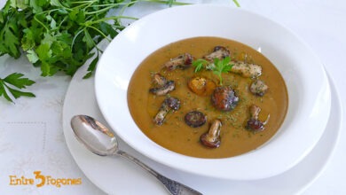Sopa Cremosa de Castañas con Crujiente de Setas