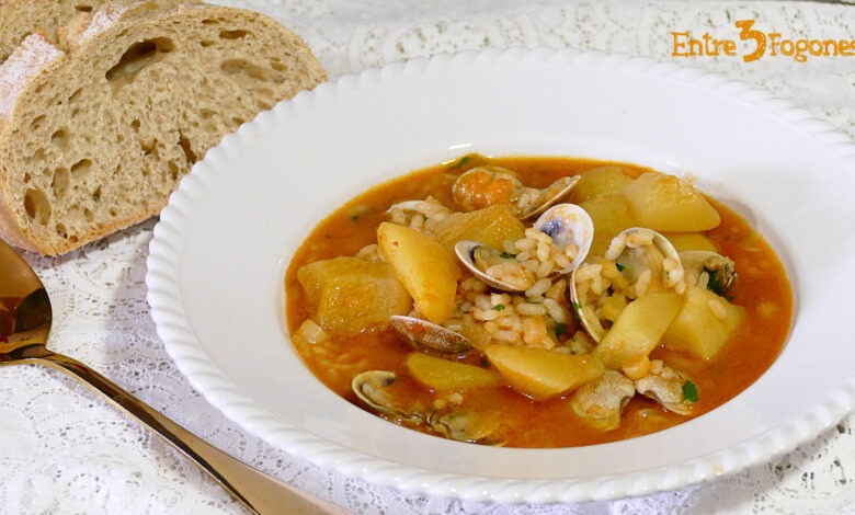 Sopa de Arroz con Chirlas y Patata