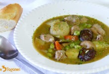 Cordero Guisado con Patatas, Verduras y Ciruelas