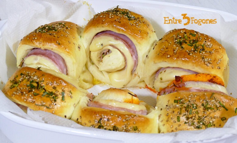 Brioches Caseros Rellenos de Jamón York y Queso con Sobrasada