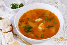 Sopa de Pescado con Pan