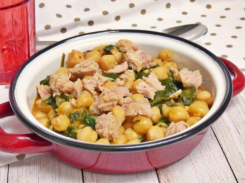 Garbanzos con Atún