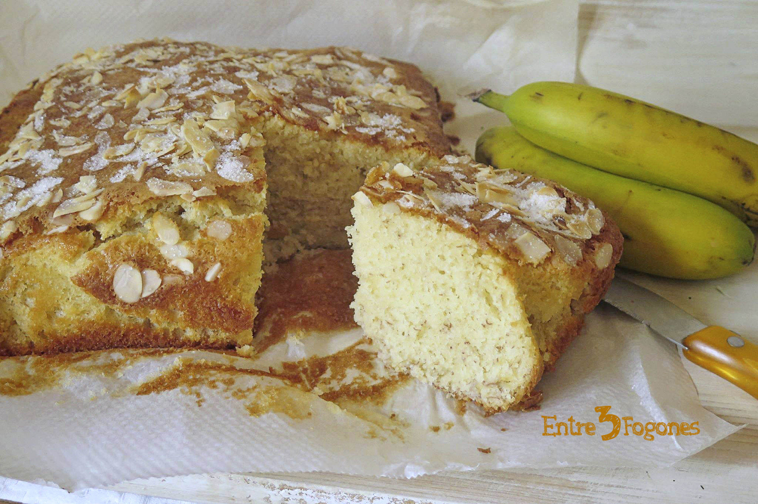 Bizcocho de Plátano y Almendras