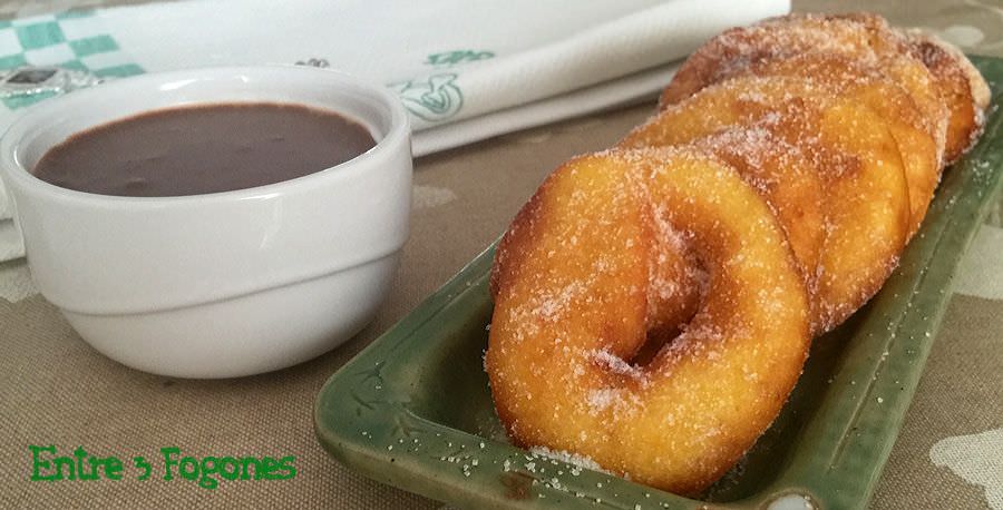 Buñuelos de Naranja con Crema de Praliné