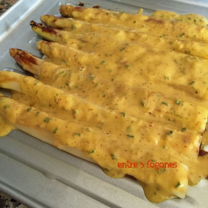 Espárragos blancos en salsa