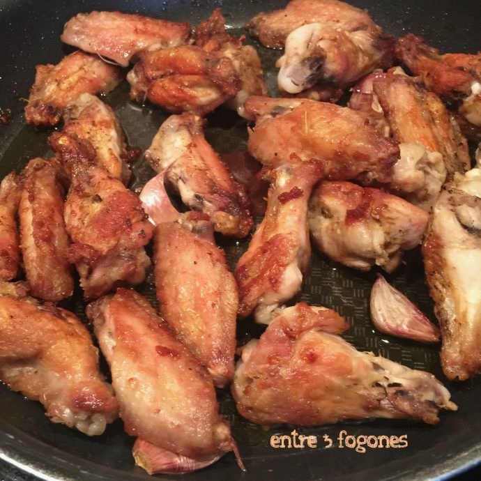 Alas de pollo 