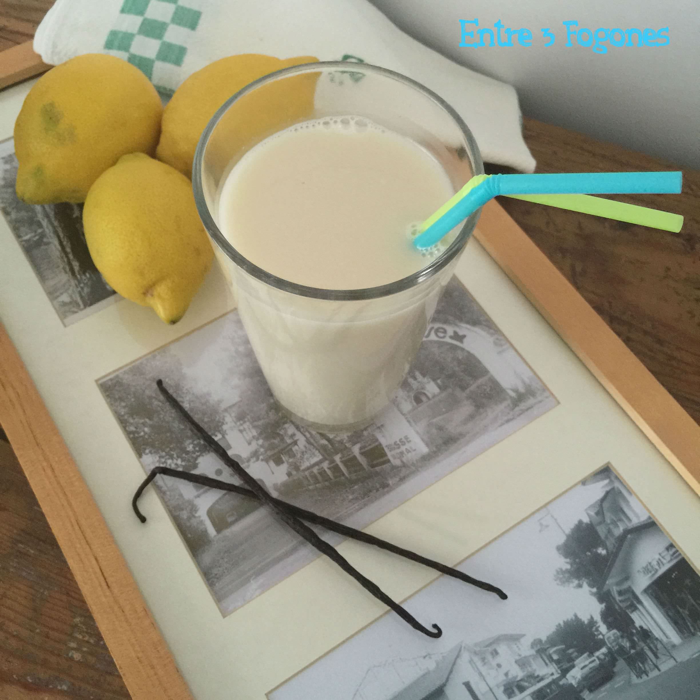 Horchata a la Vainilla Horchata a la Vainilla