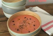 Sopa de tomate y melón