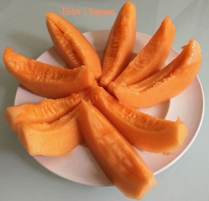 Sopa de tomate y melón Cantalupo